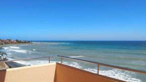 Casa Cachita 2-Confortable Estudio a pie de playa, Estepona